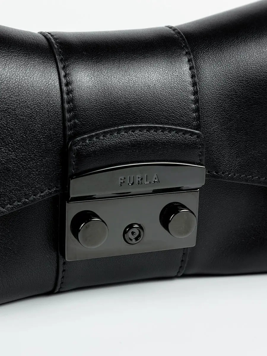 Сумка из кожи