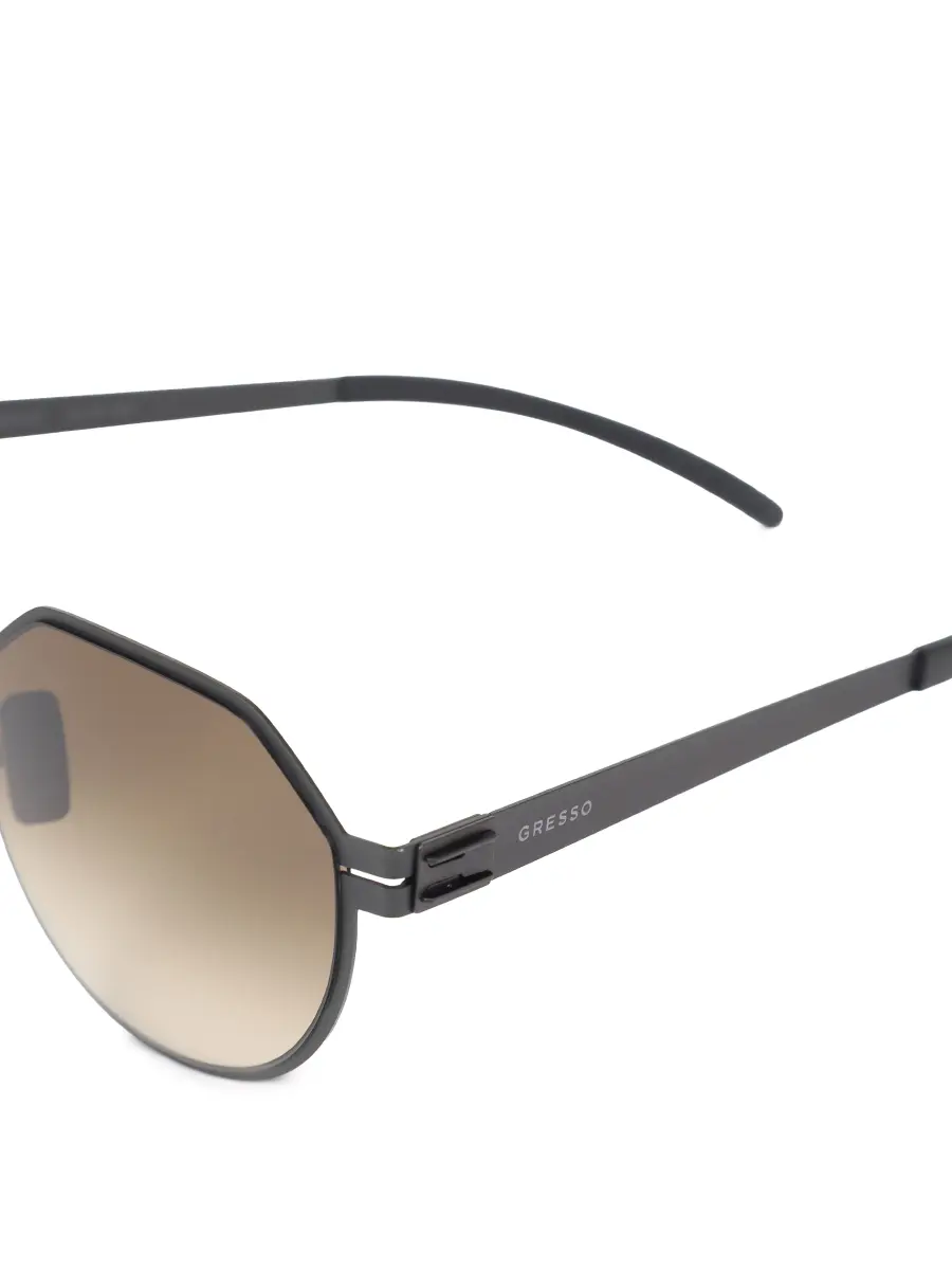 Очки солнцезащитные