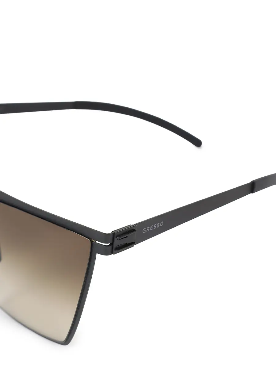 Очки солнцезащитные