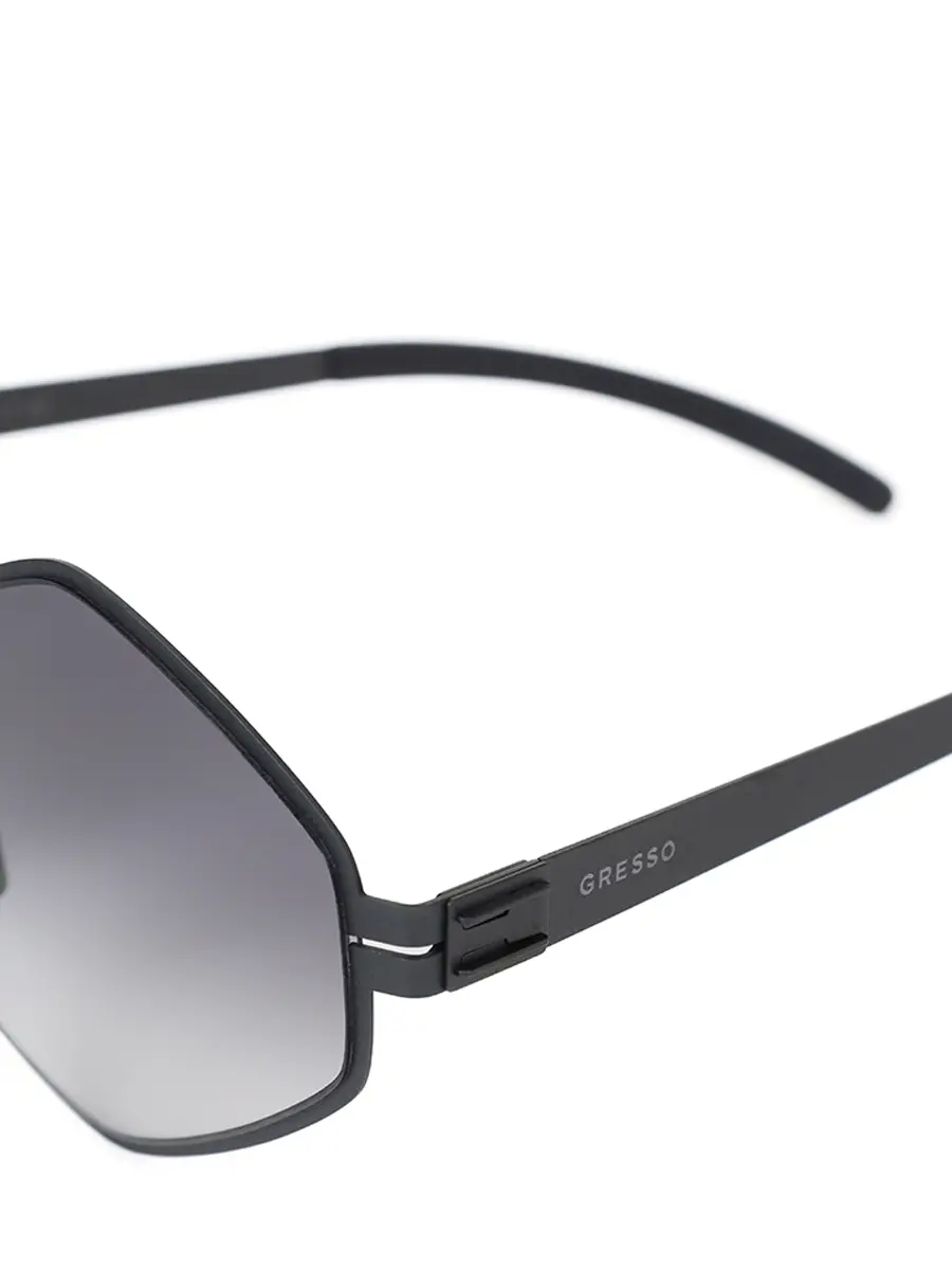 Очки солнцезащитные