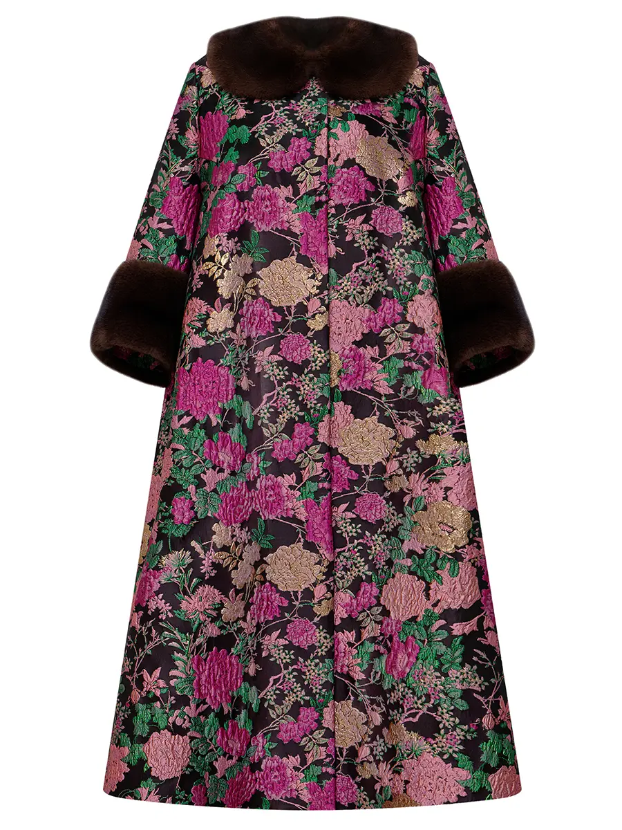 Комплект из жаккарда с мехом норки