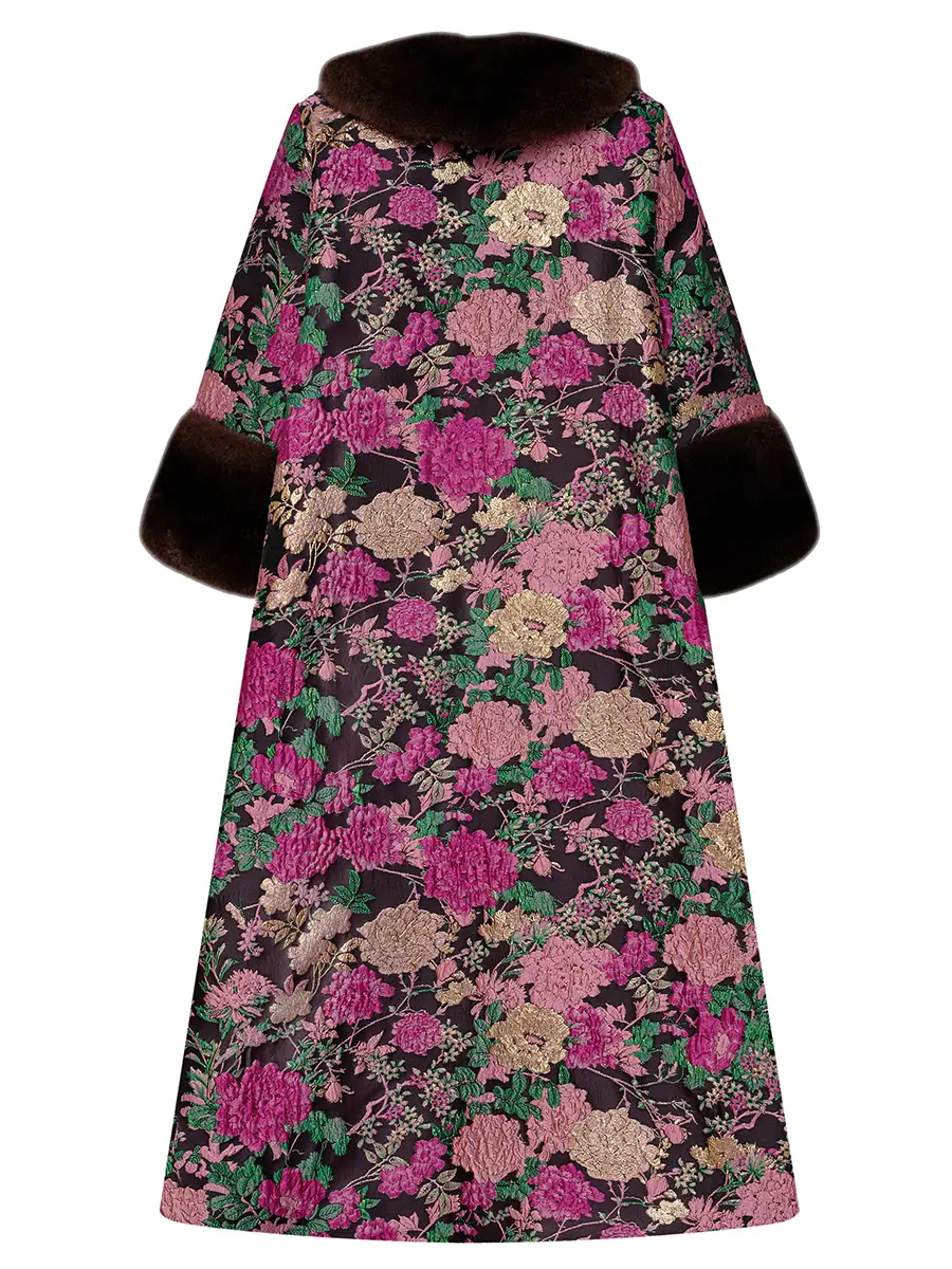 Комплект из жаккарда с мехом норки