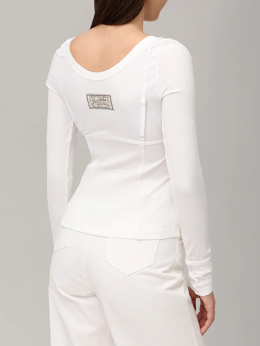 Лонгслив с бельевыми элементами