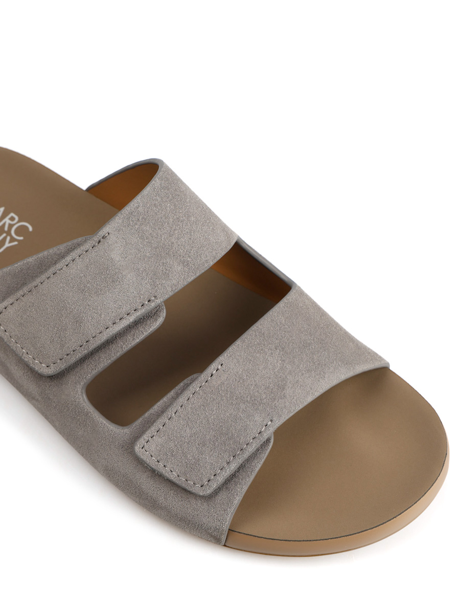 Шлепанцы замшевые