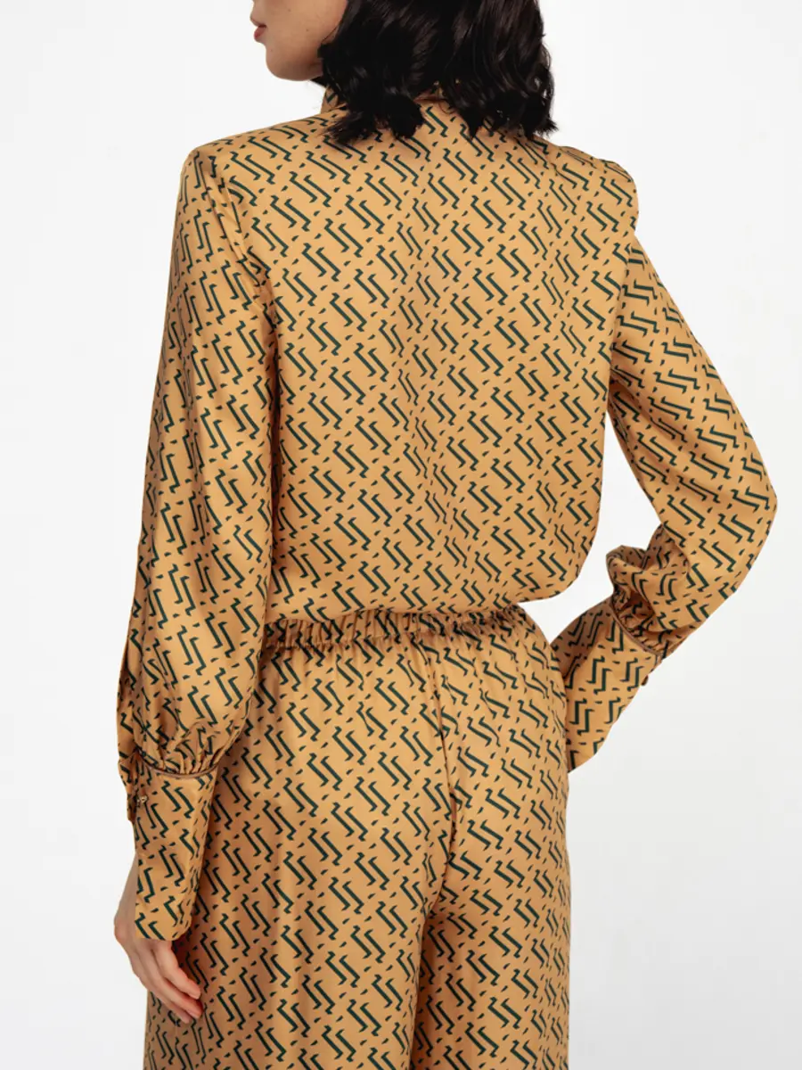 Блуза шелковая