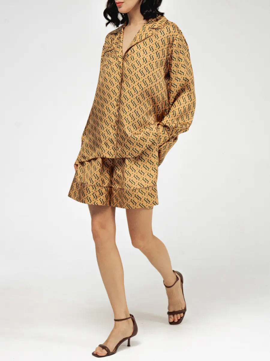 Блуза шелковая