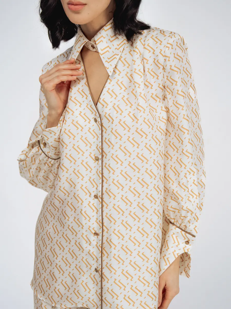 Блуза шелковая