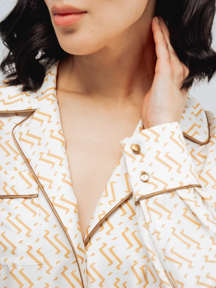 Блуза шелковая