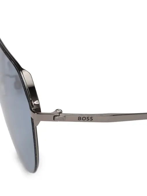 Очки солнцезащитные BOSS