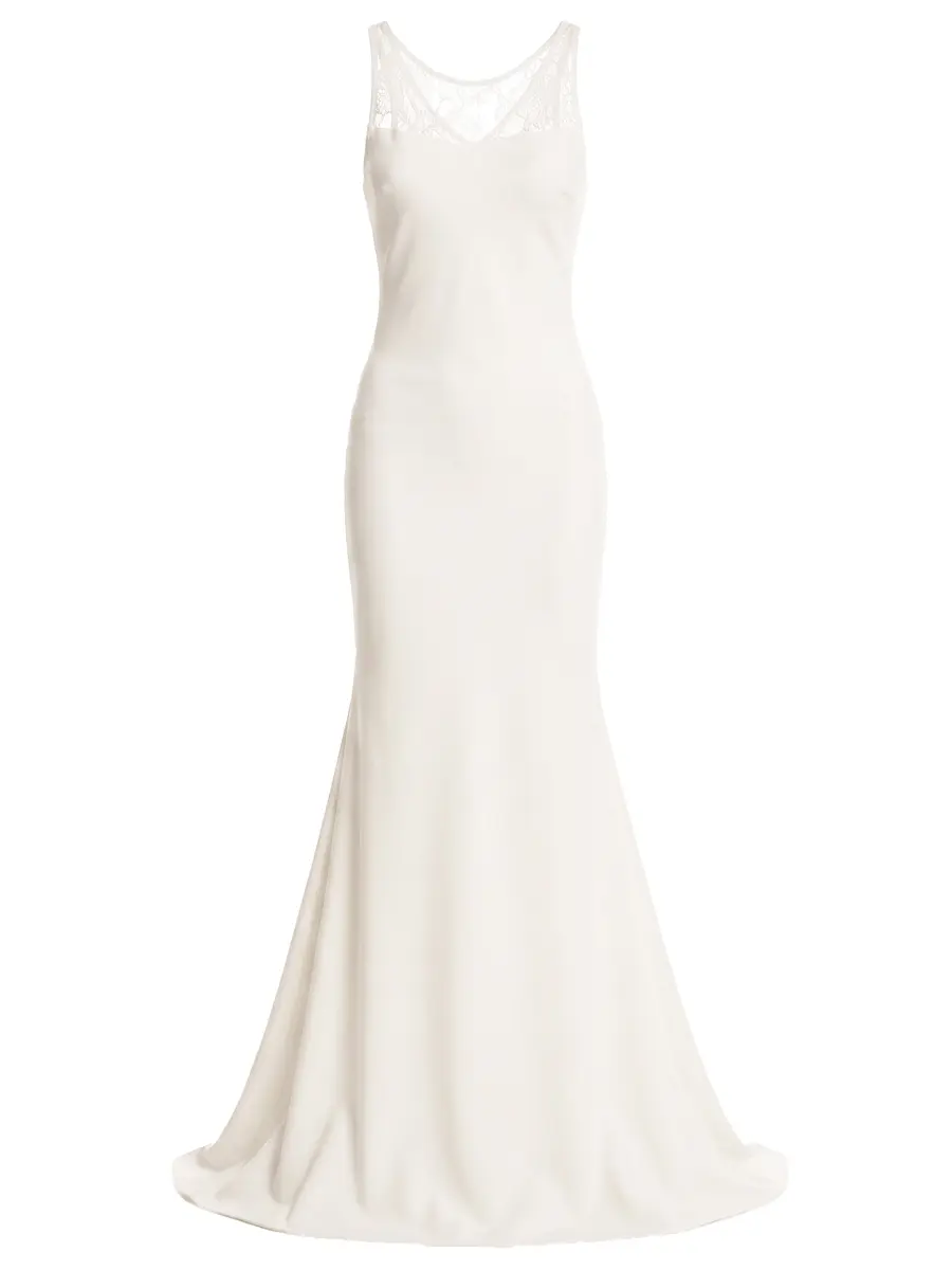 Платье с кружевом