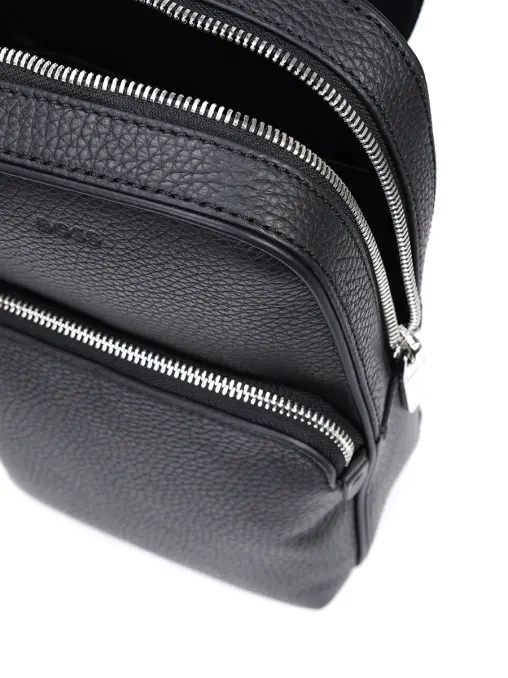 Сумка кожаная BOSS