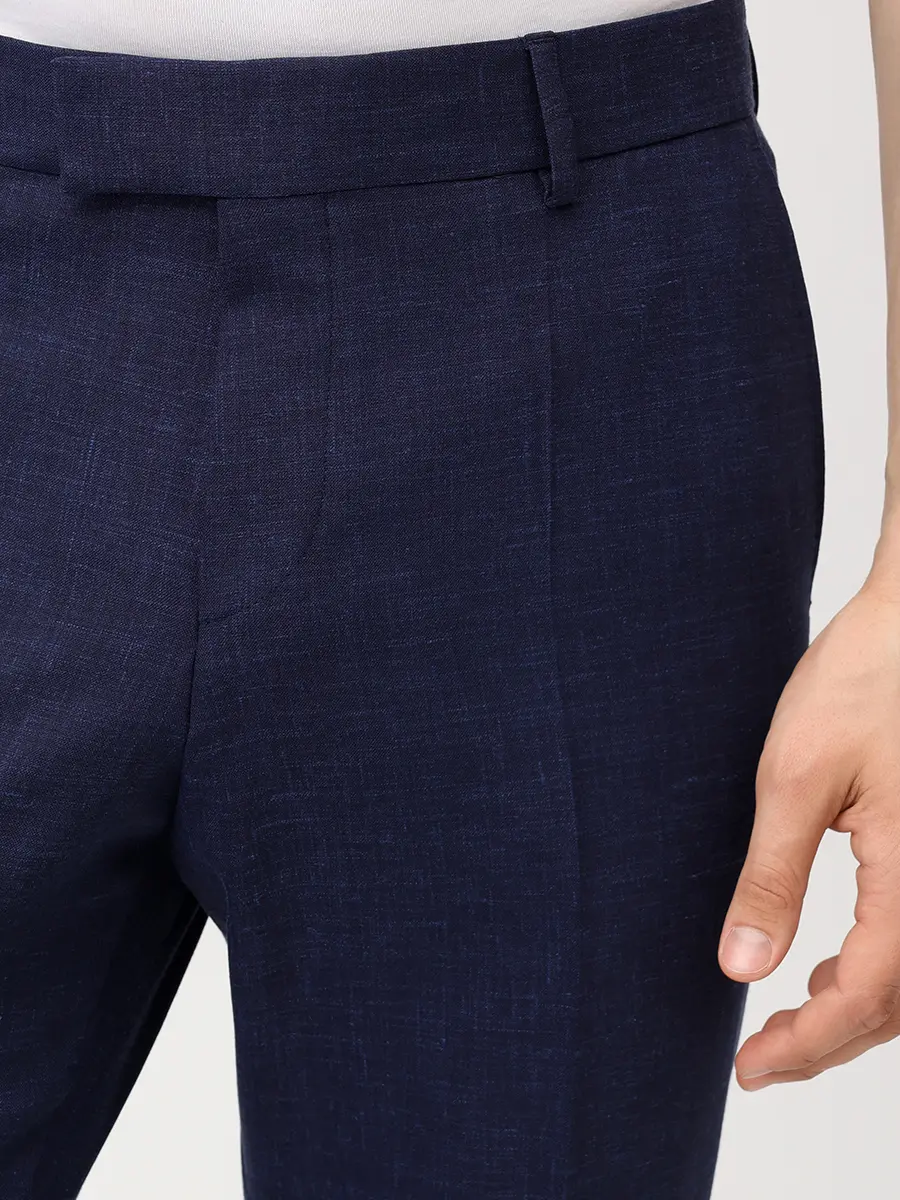 Костюм однотонный