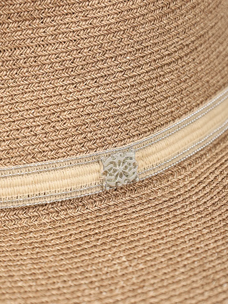 Шляпа соломенная