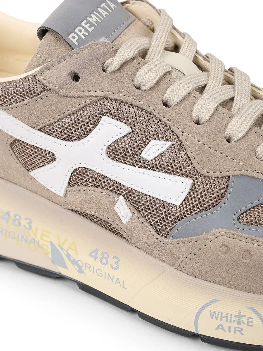 Кроссовки комбинированные