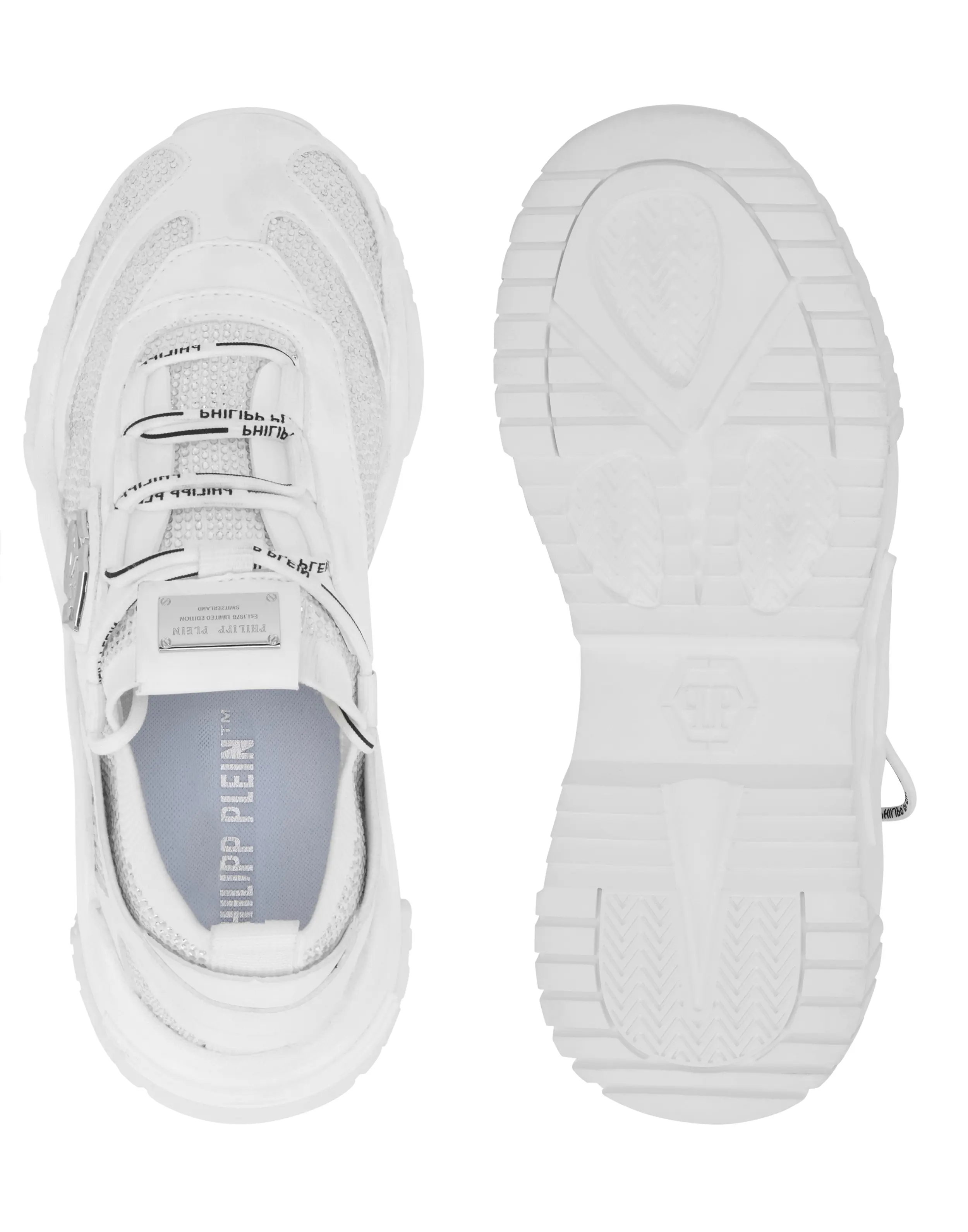 Кроссовки со стразами