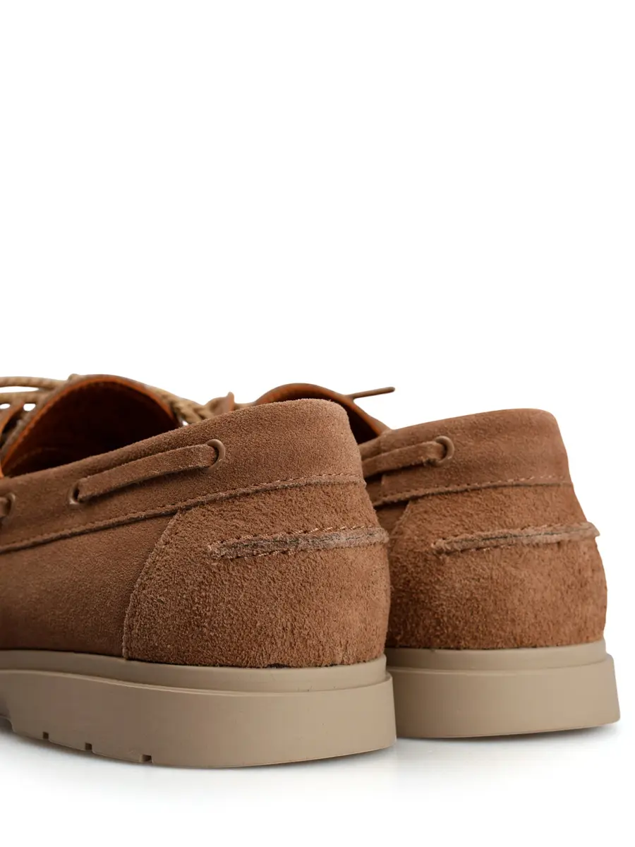 Топсайдеры из спилка