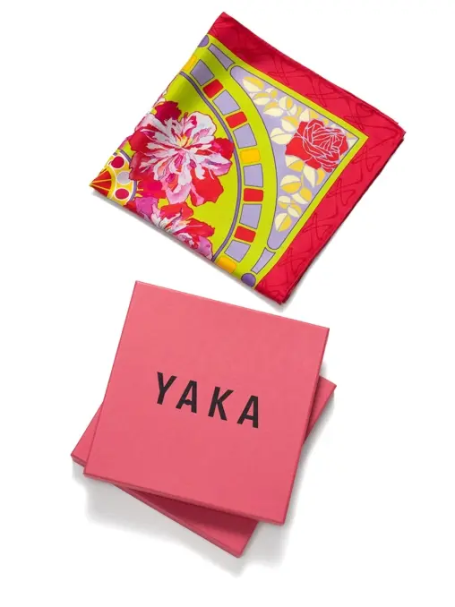 Платок шелковый «Пионы» (Peonies) YAKA