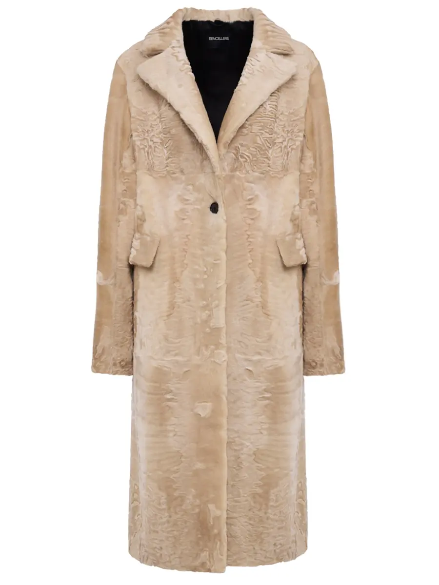 Пальто из каракуля