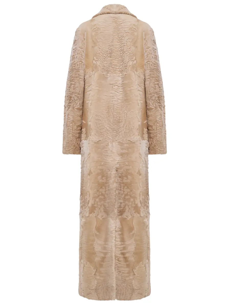 Пальто из каракуля