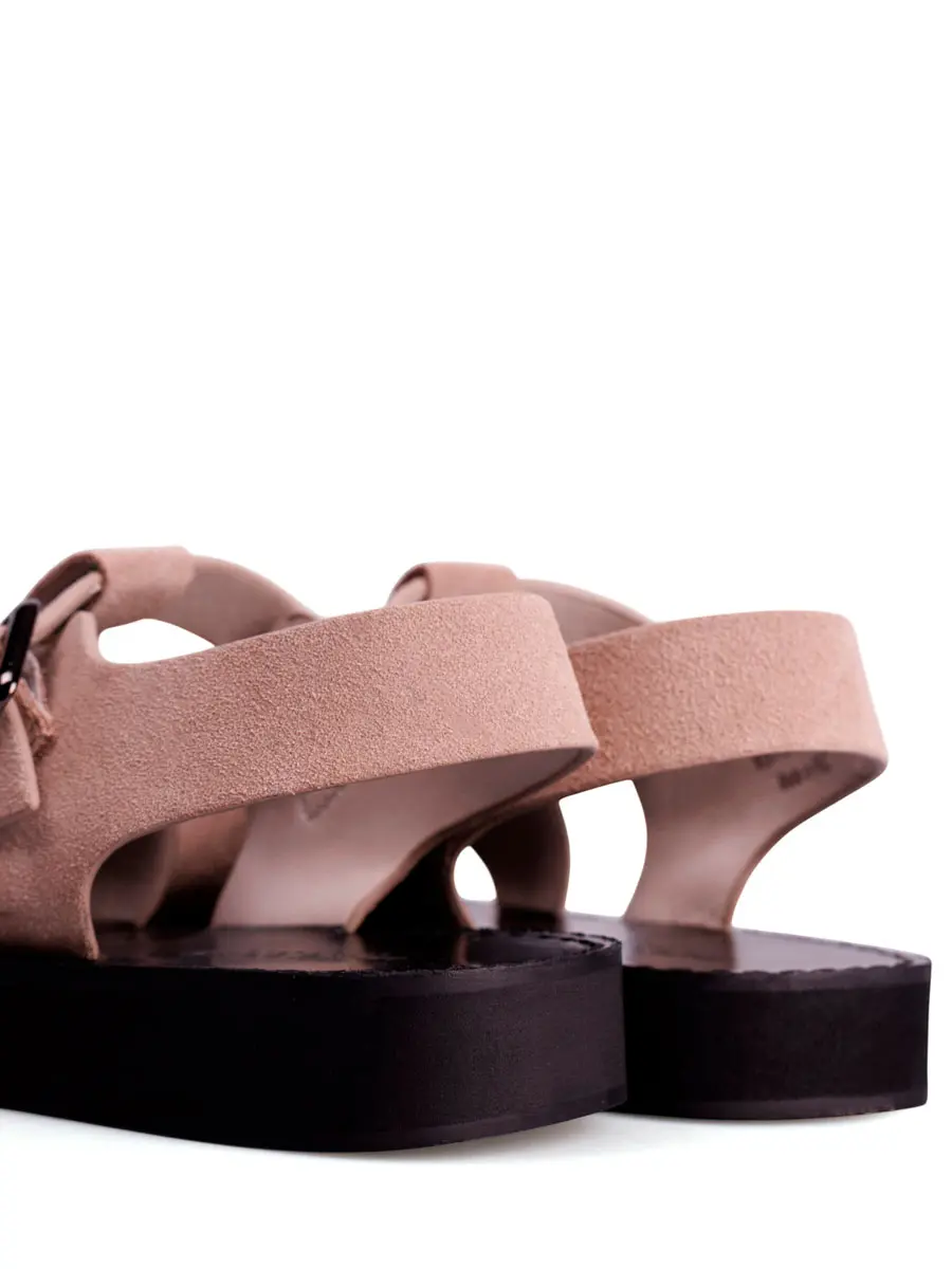 Сандалии кожаные