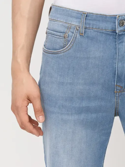 Шорты Regular Fit джинсовые BALDESSARINI