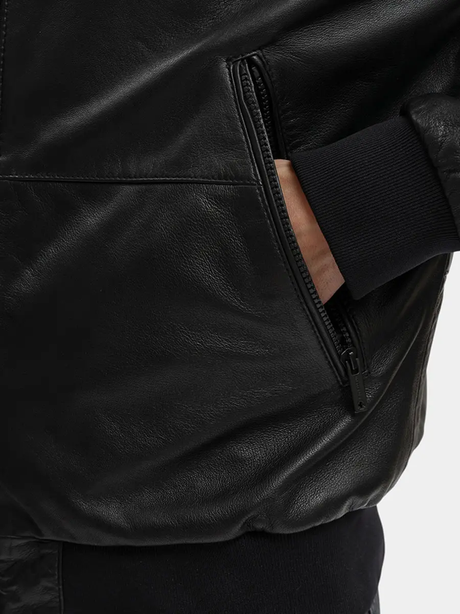 Куртка кожаная