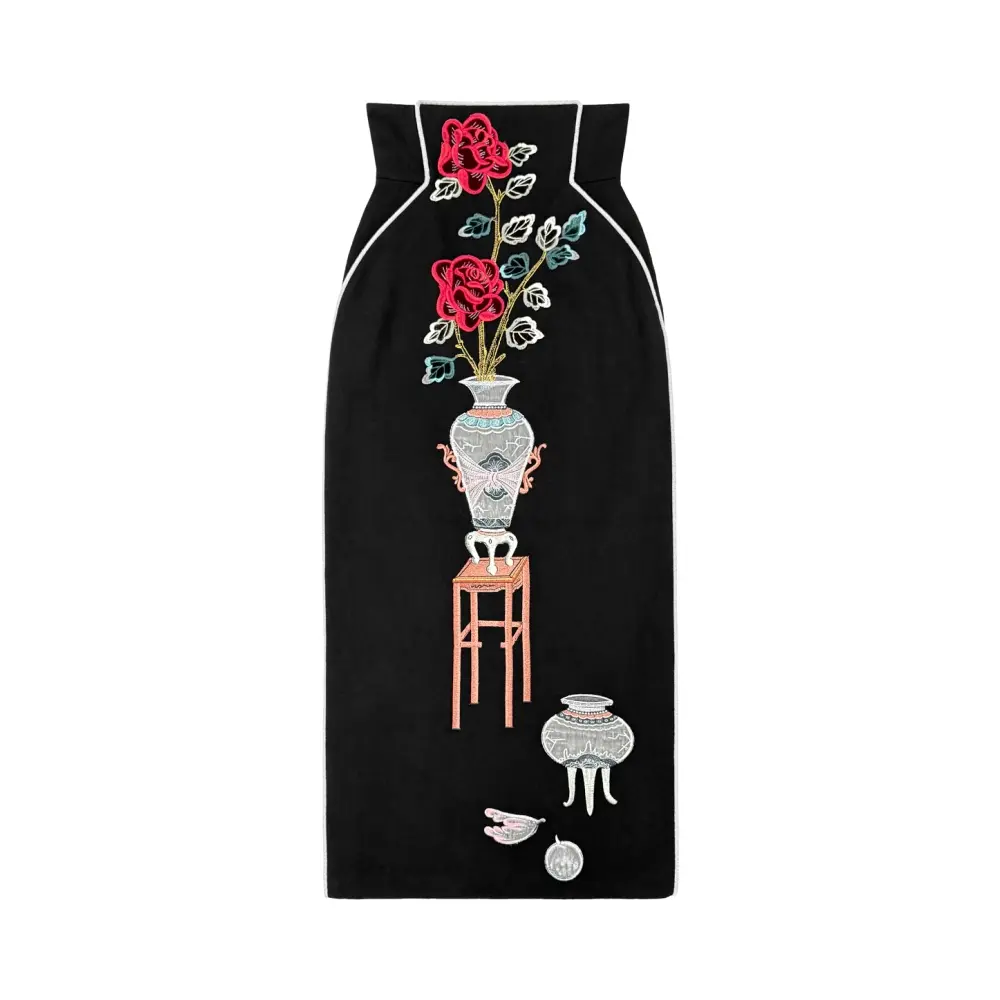 Юбка с вышивкой