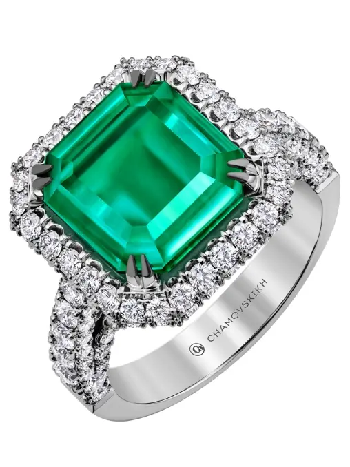 Кольцо из белого золота с изумрудом и бриллиантами CHAMOVSKIKH JEWELLERY HOUSE