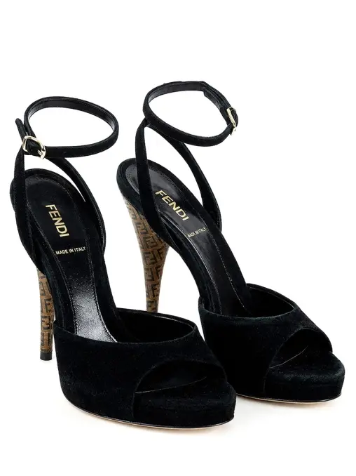 Босоножки замшевые FENDI