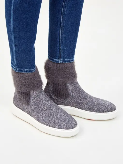 Челси SANTONI
