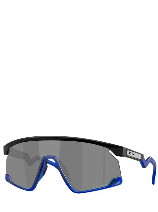 Очки солнцезащитные OAKLEY