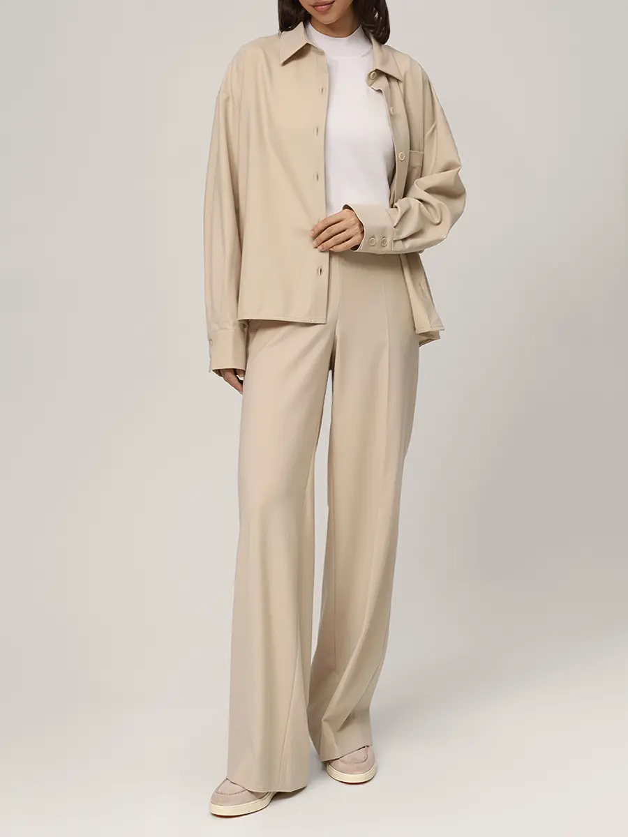 Костюм однотонный