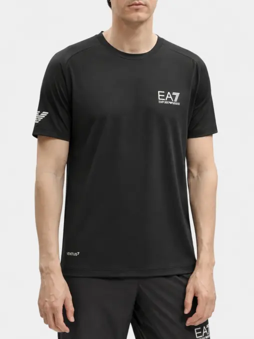 Футболка с логотипом EA7