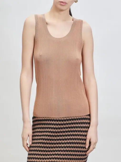 Топ WEEKEND MAX MARA