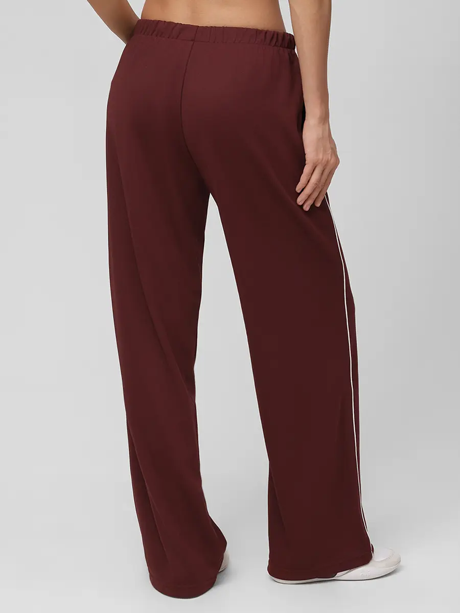 Костюм однотонный