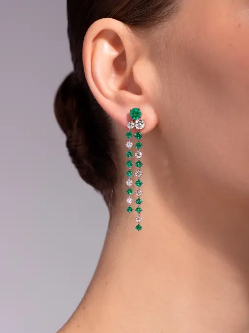 Серьги с изумрудами и бриллиантами CHAMOVSKIKH JEWELLERY HOUSE