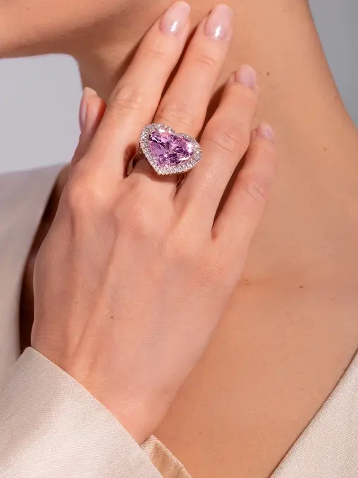 Кольцо с кунцитом и бриллиантами CHAMOVSKIKH JEWELLERY HOUSE