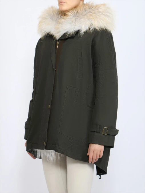Парка с меховой отделкой VIA CAPPELLA