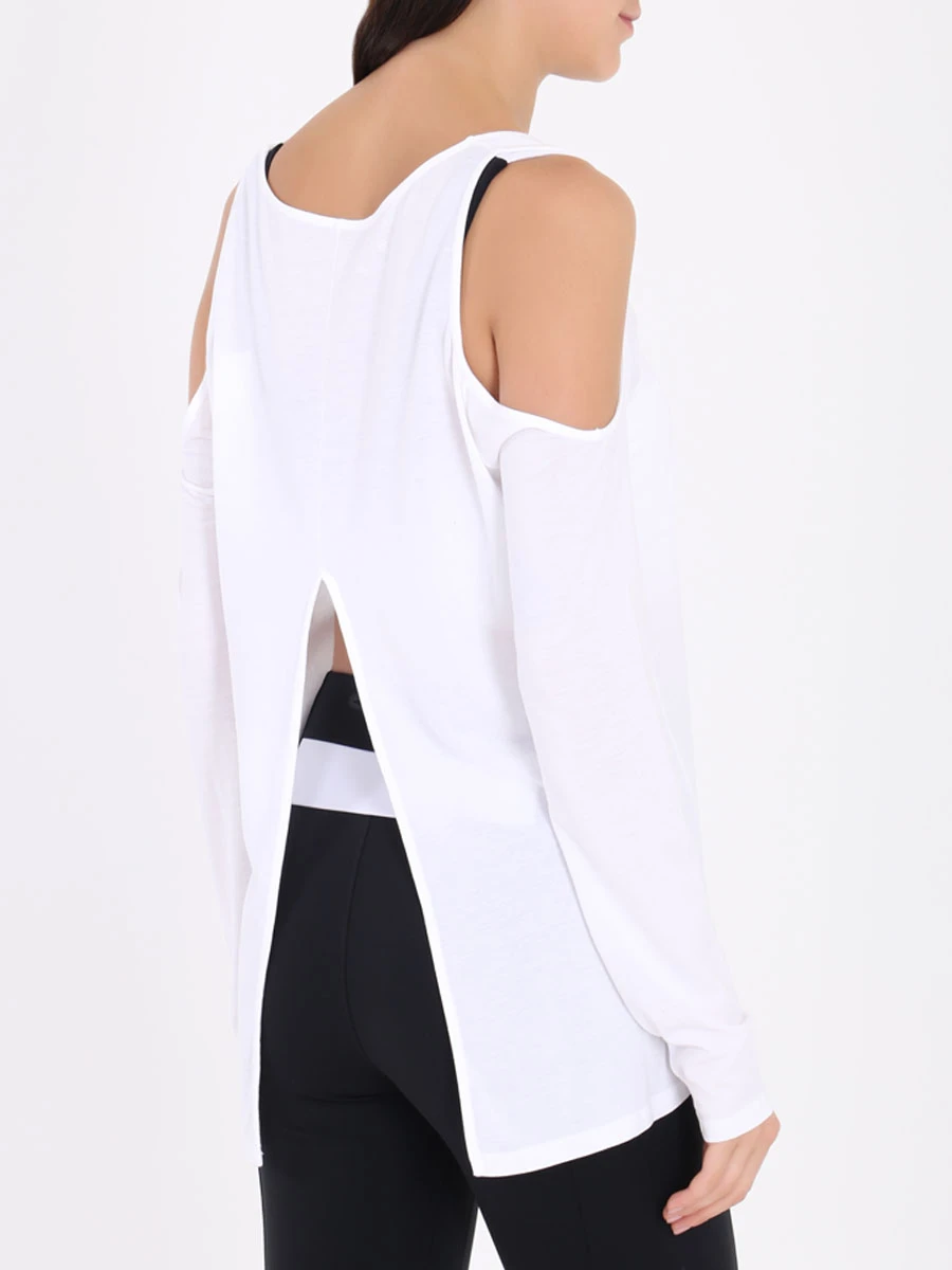 Футболка для занятий спортом