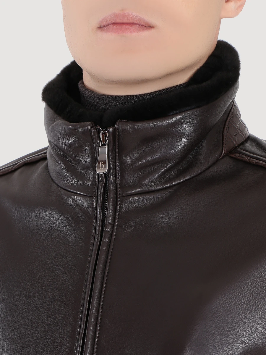 Кожаная куртка с мехом нутрии