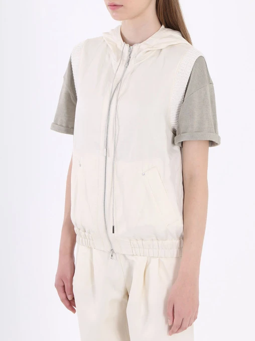 Костюм в спортивном стиле EREDA