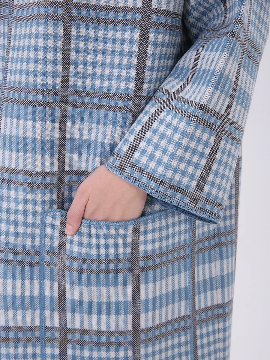 Шерстяное пальто в клетку