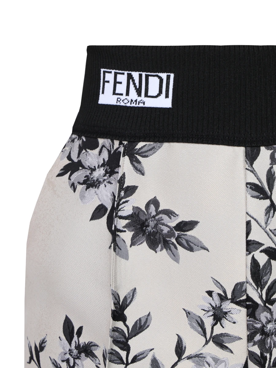 Укороченные брюки