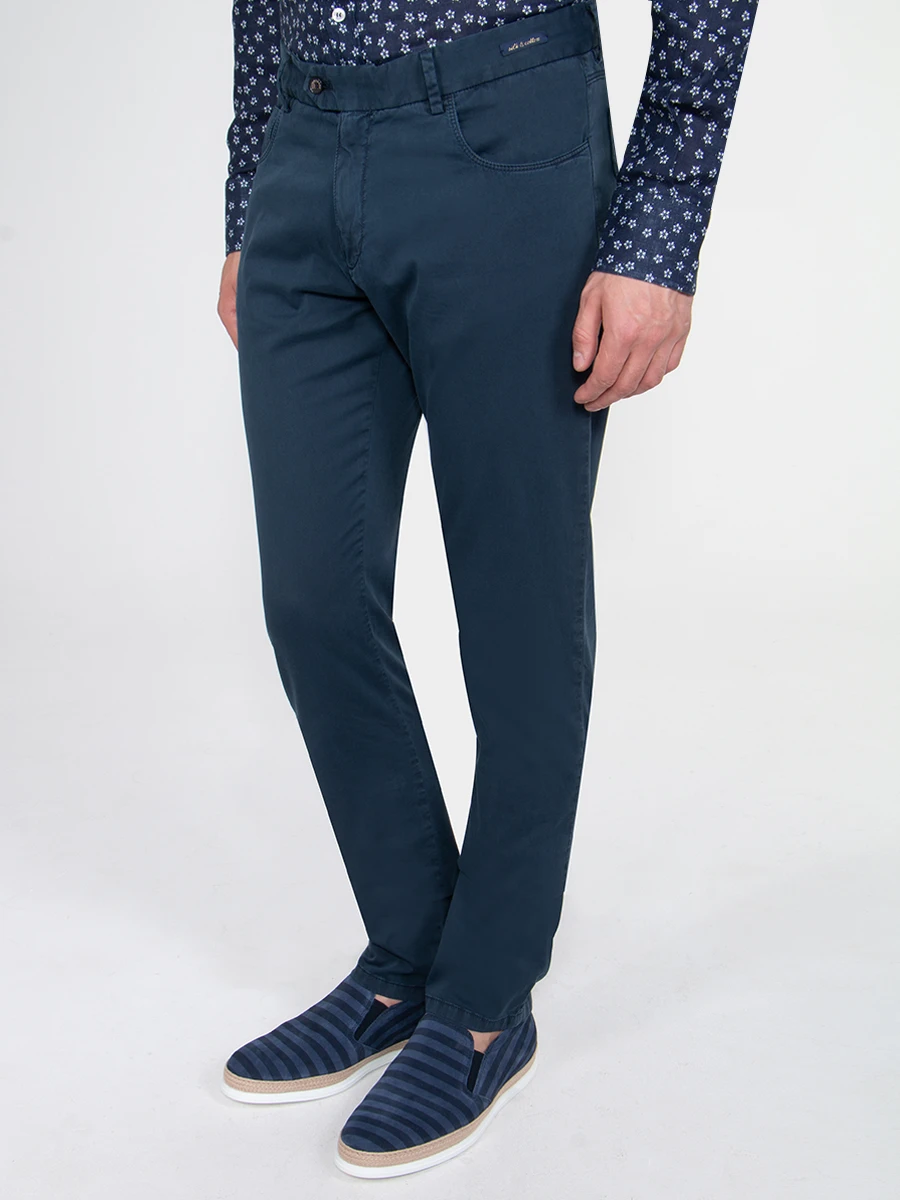 Однотонные брюки