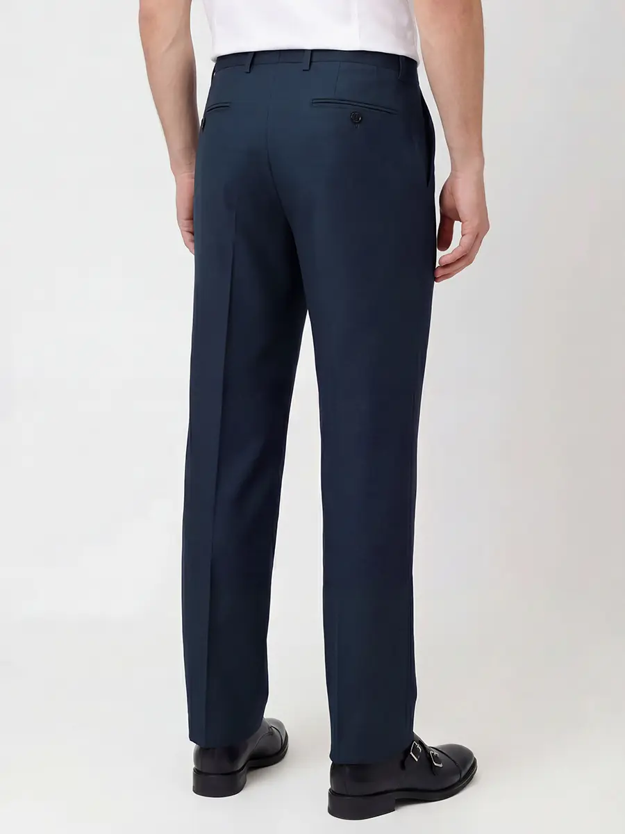 Классический костюм шерстяной