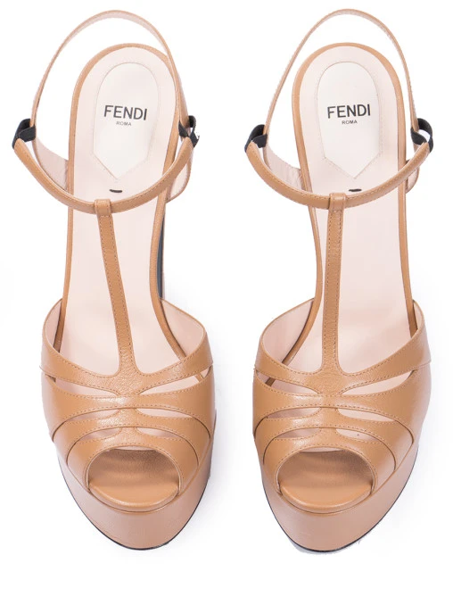Кожаные босоножки FENDI