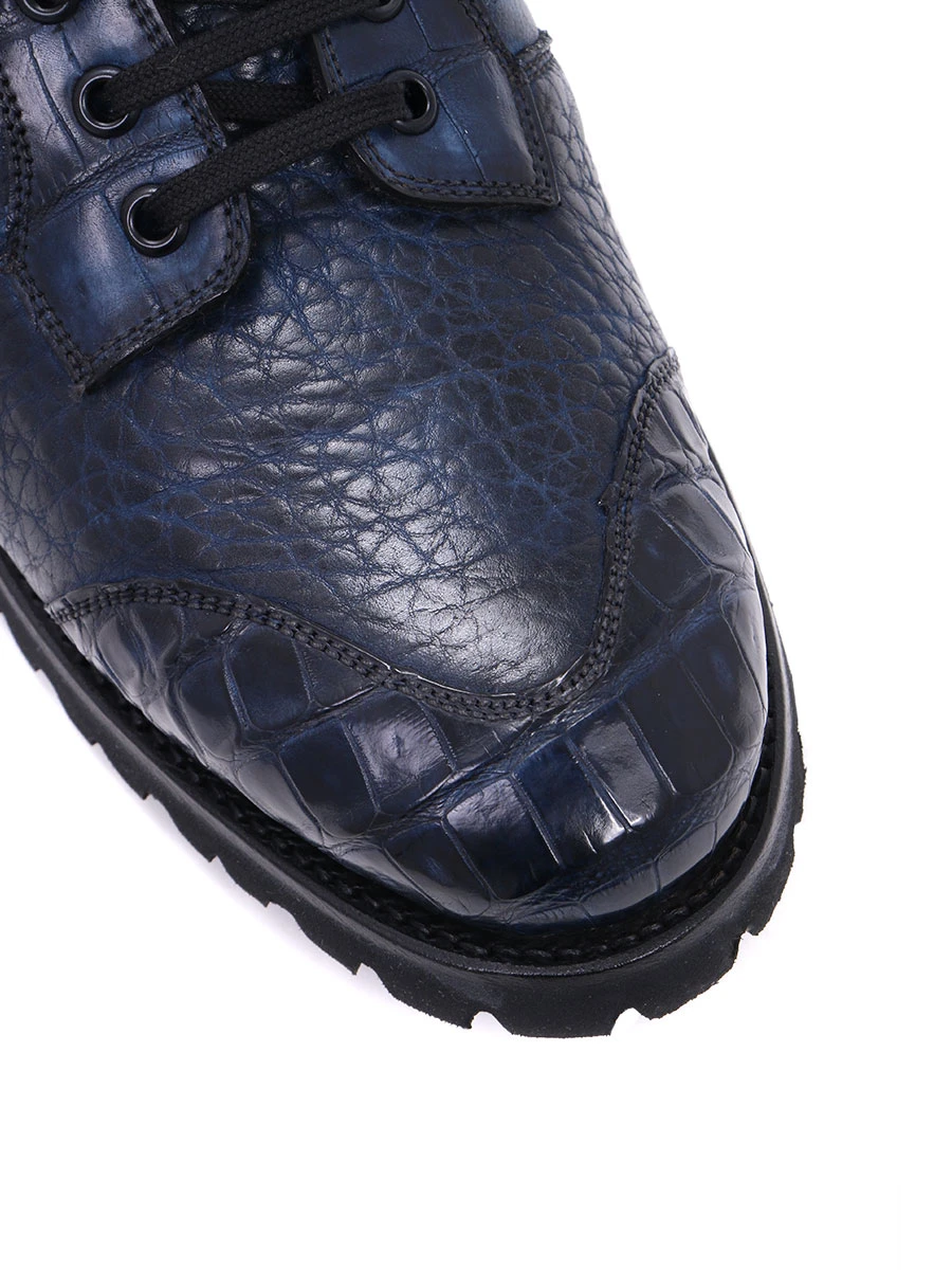 Ботинки из кожи крокодила