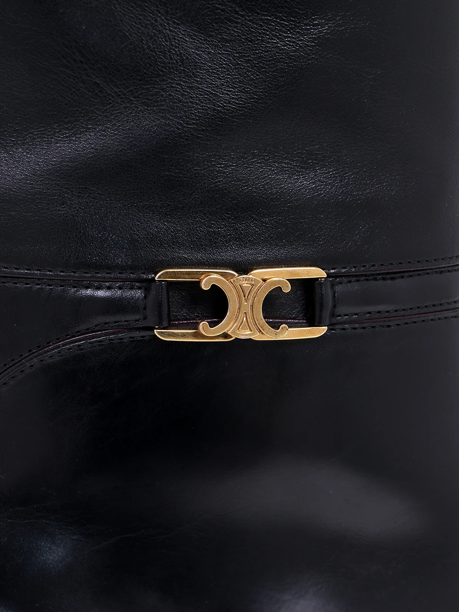 Кожаные сапоги