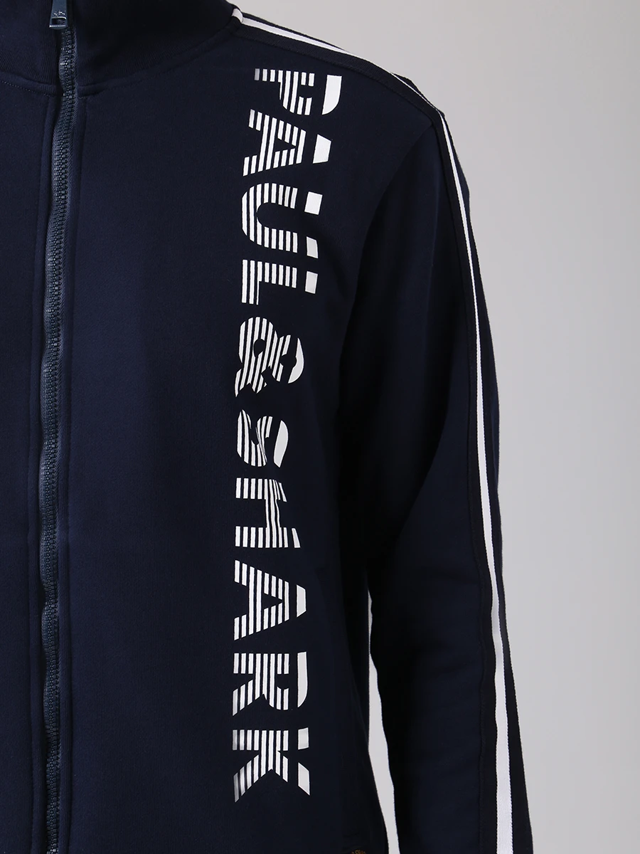 Костюм спортивный