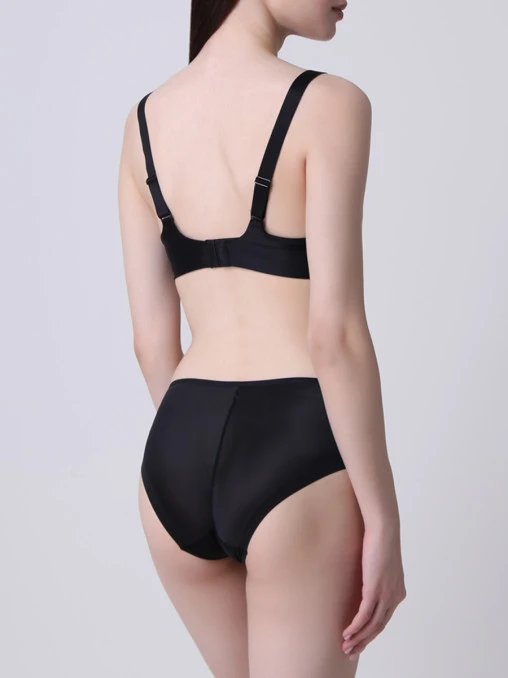 Трусы-шорты Sheer Touch Panty WOLFORD